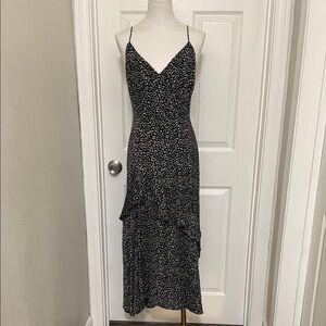 Elegant Black and White Spaghetti Strap Dress